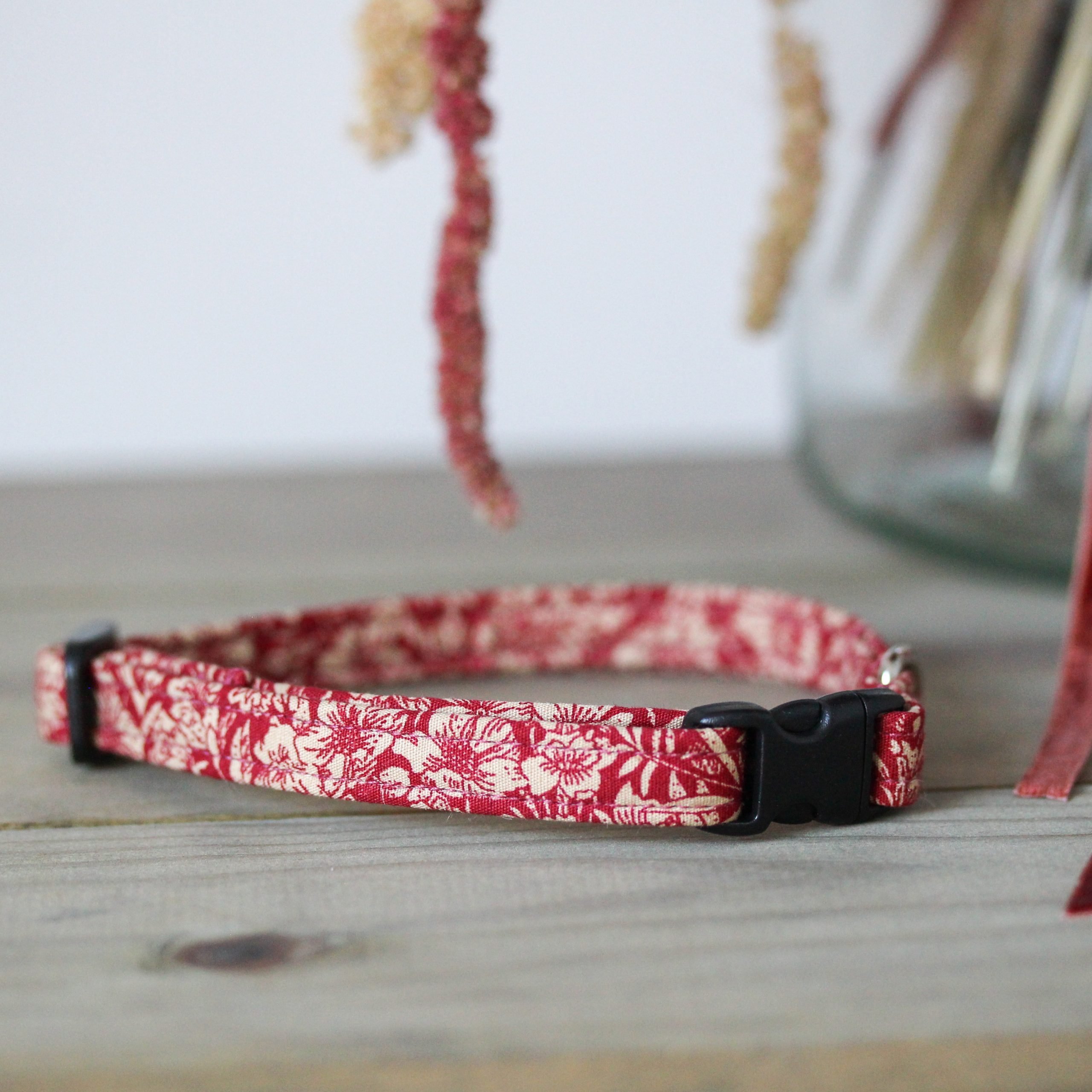 Floral Red and Cream Dog / Puppy Collar - Image 5